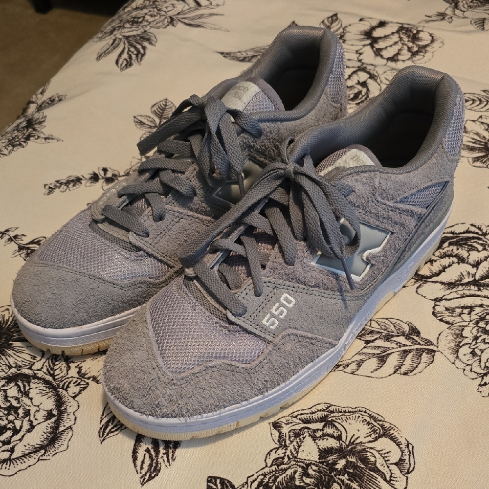 New Balance Men's 550 Sneakers in Light Gray